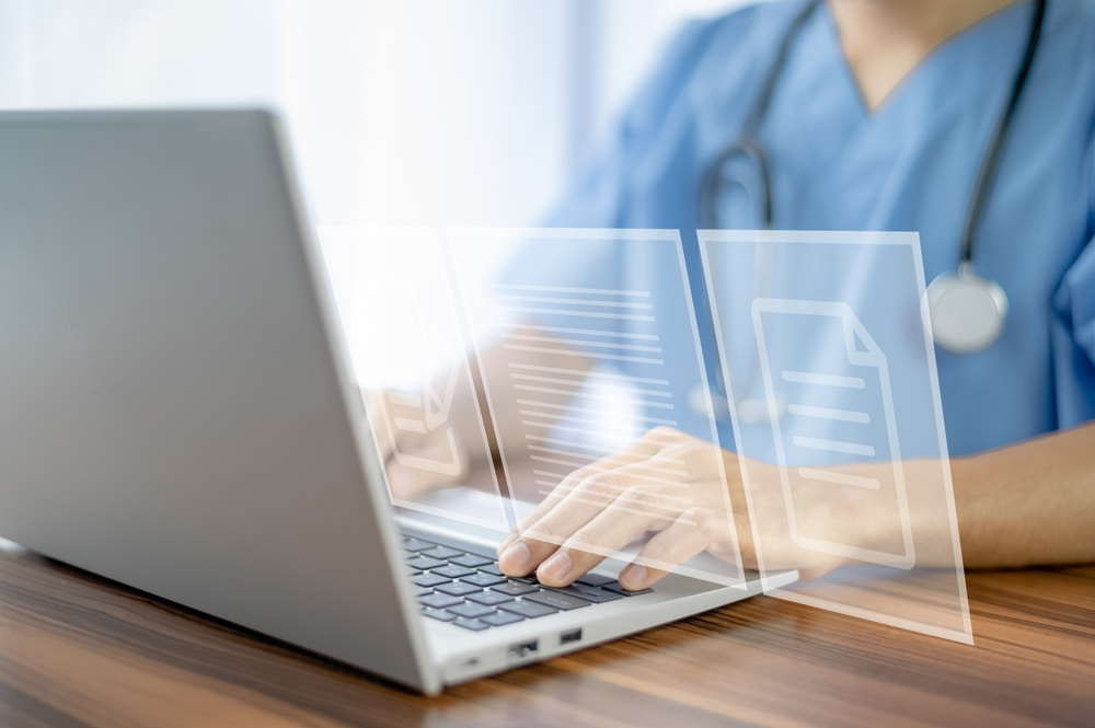 Doctor use computer connection server
